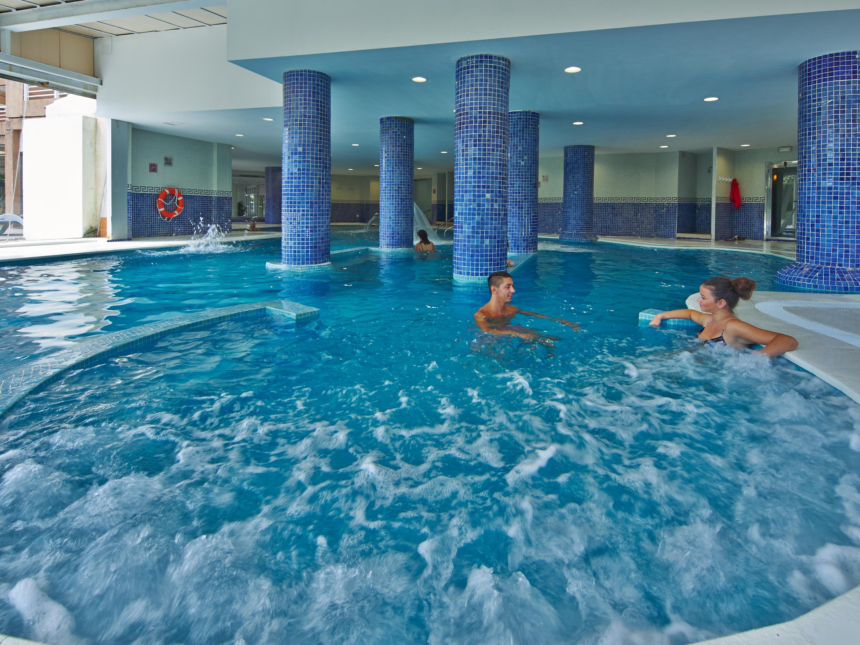 Hotel Illot Suites Cala Ratjada  Ngoại thất bức ảnh
