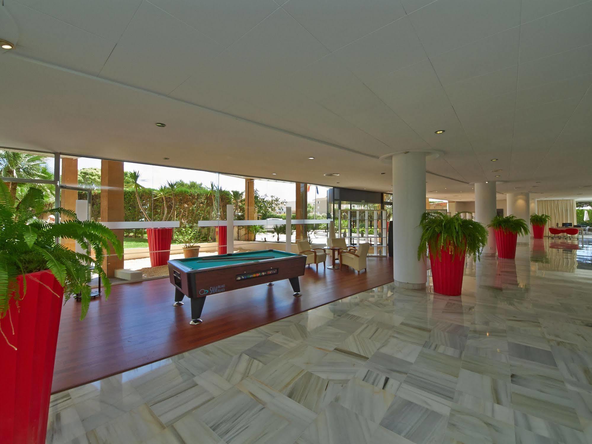 Hotel Illot Suites Cala Ratjada  Ngoại thất bức ảnh